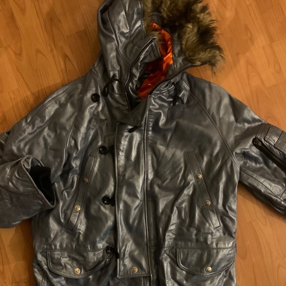 100% Leather Tommy Hilfiger